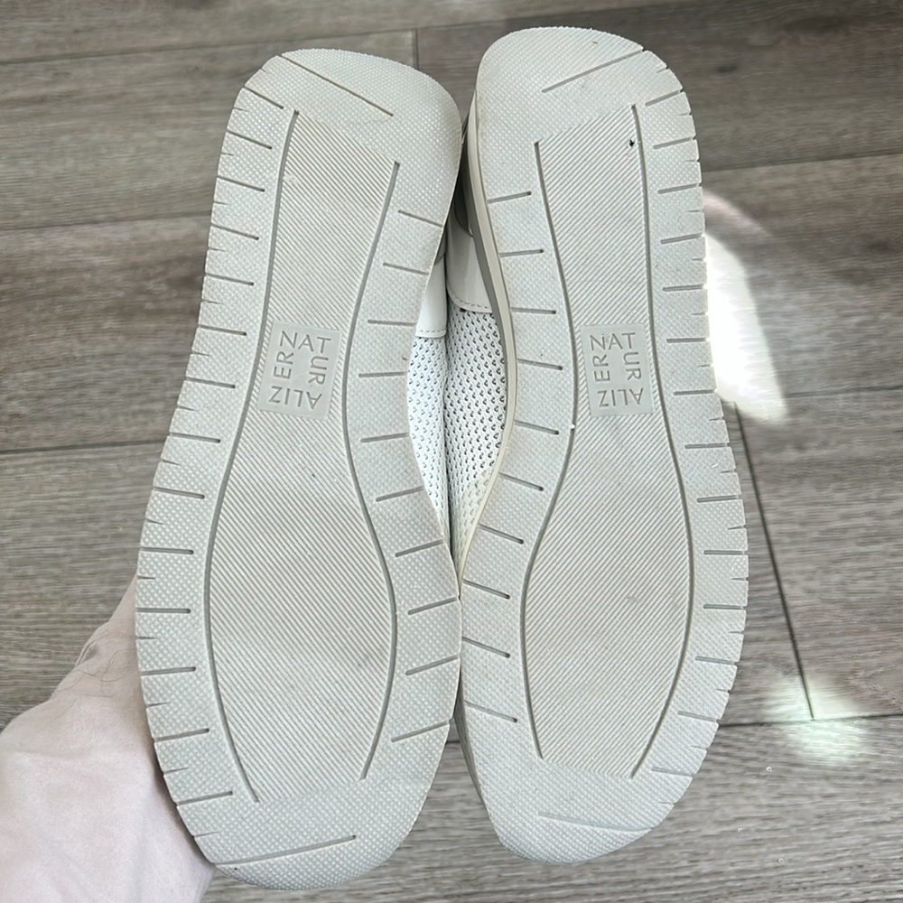 Naturalizer Lafayette Slip-on Sneakers - Picture 8 of 10
